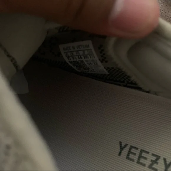 Yeezys slate 350